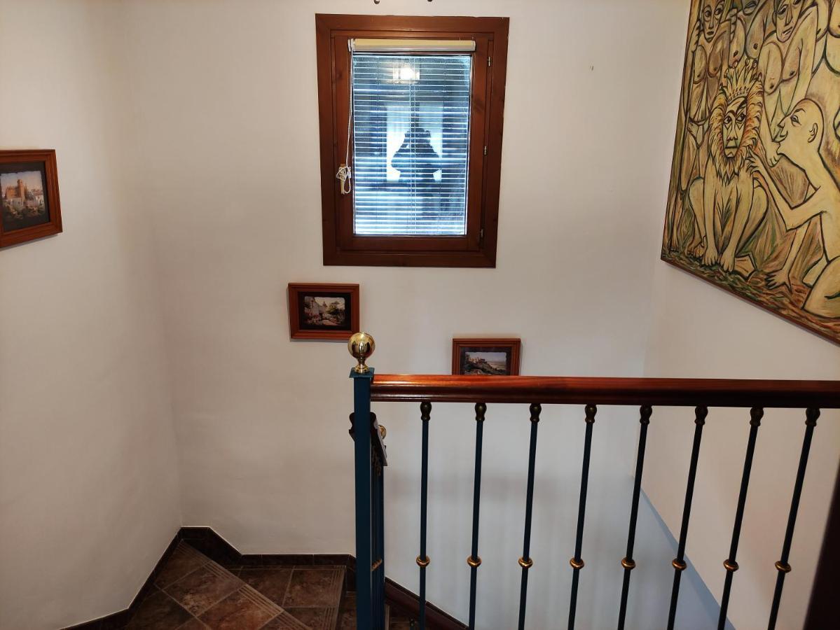 Entretorres. Casa-Duplex En Centro Historico. Daire Carmona  Dış mekan fotoğraf